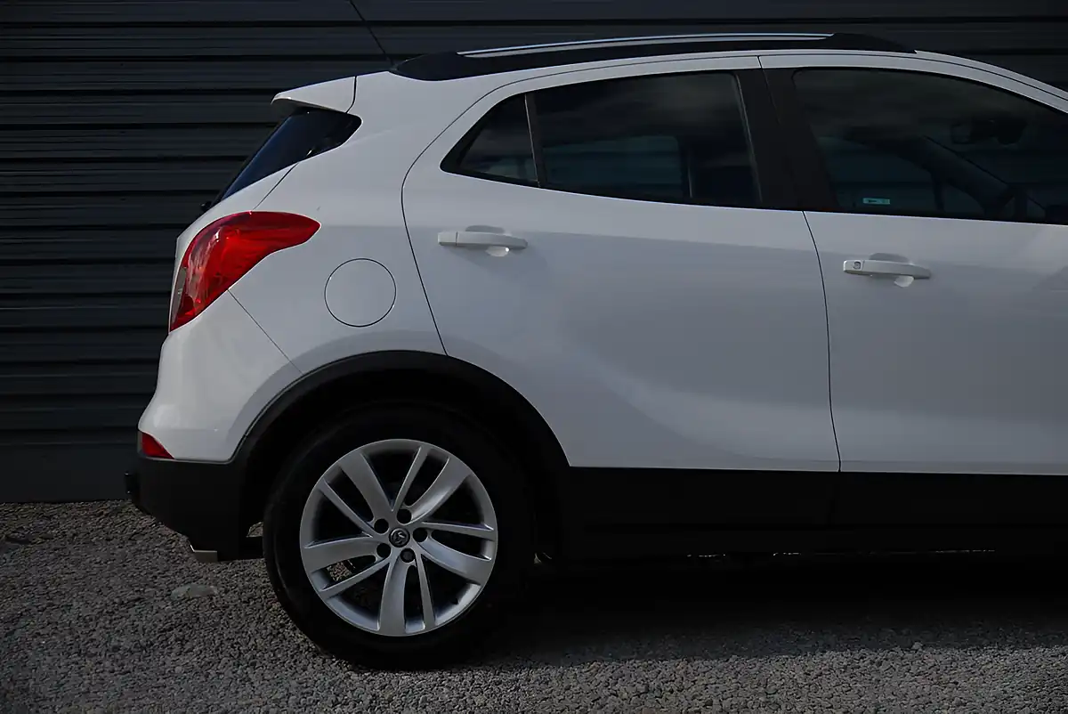 Used 2017 Vauxhall Mokka X Active White - Interior and Exterior details 12
