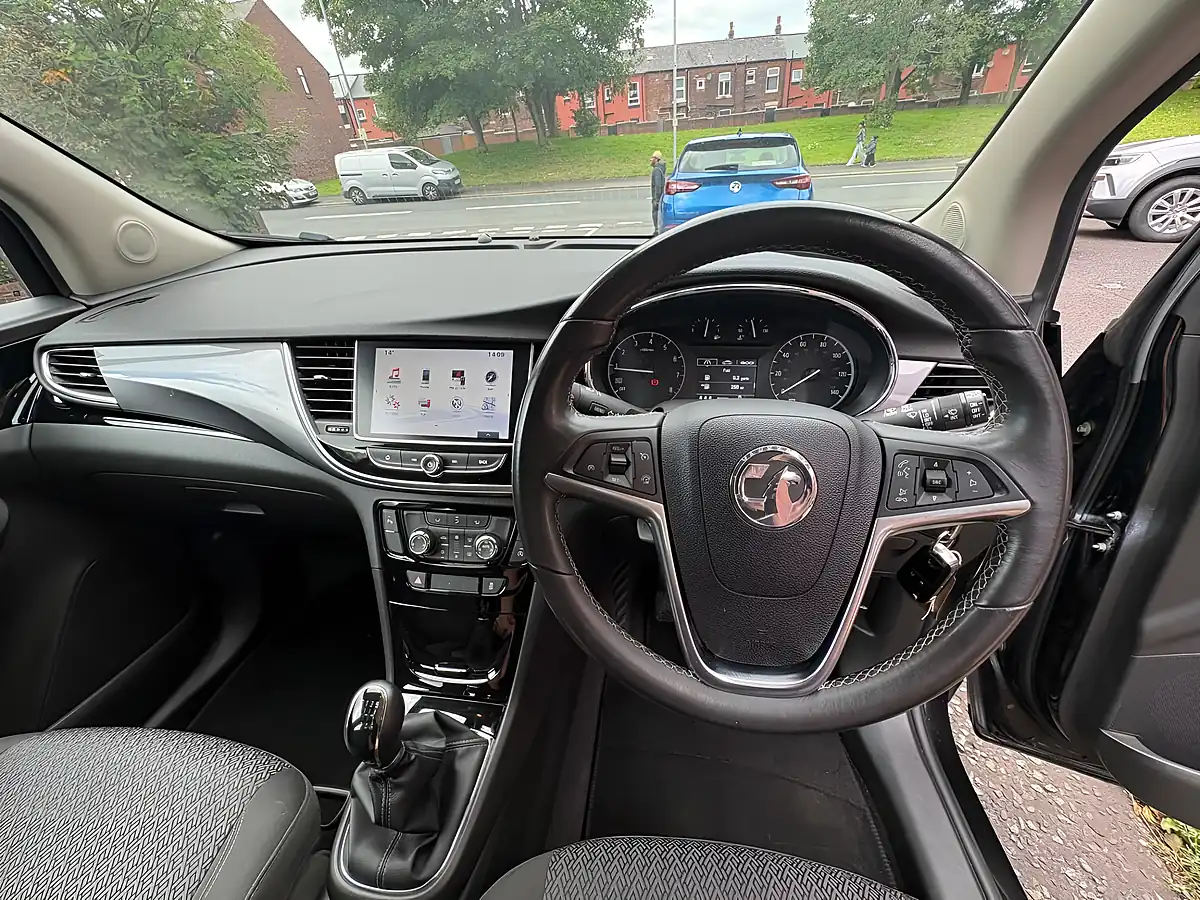 Used 2017 Vauxhall Mokka X Design Nav 5dr Black - Interior and Exterior details 19