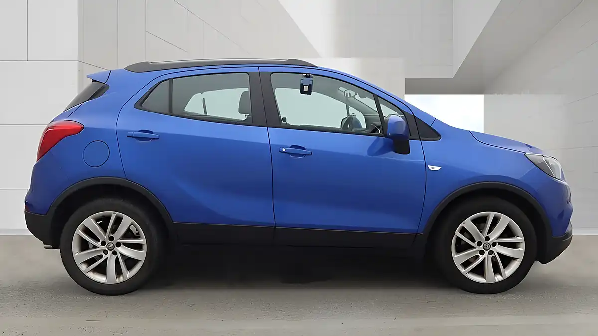 Used 2017 Vauxhall Mokka X Design Nav Blue - Interior and Exterior details 11