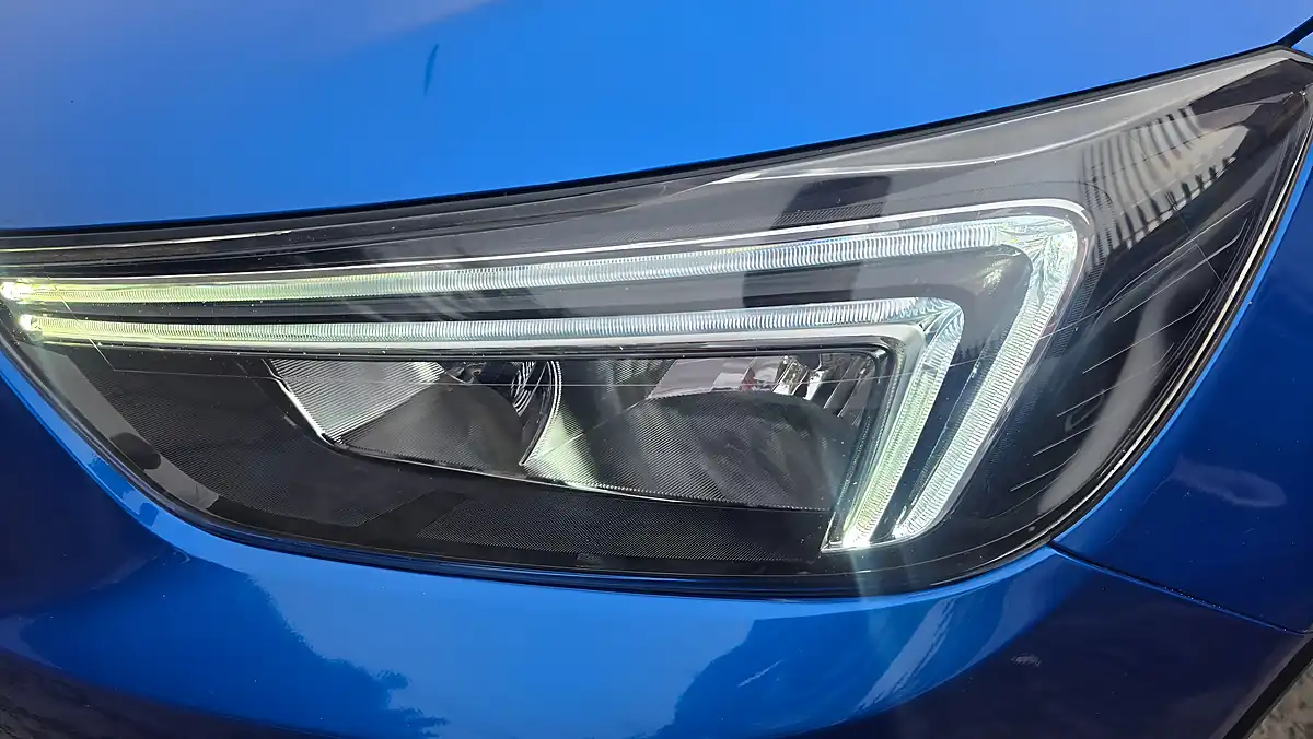 Used 2017 Vauxhall Mokka X Design Nav Blue - Interior and Exterior details 10