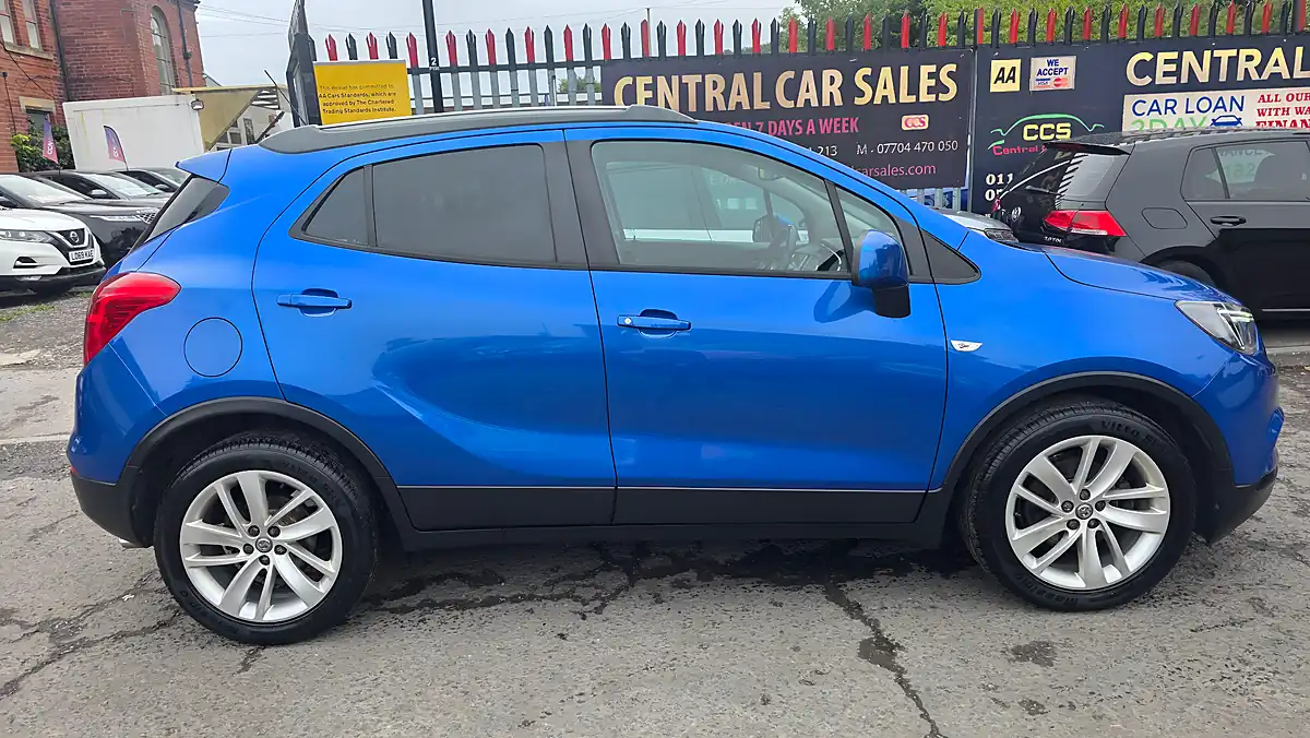 Used 2017 Vauxhall Mokka X Design Nav Blue - Interior and Exterior details 7