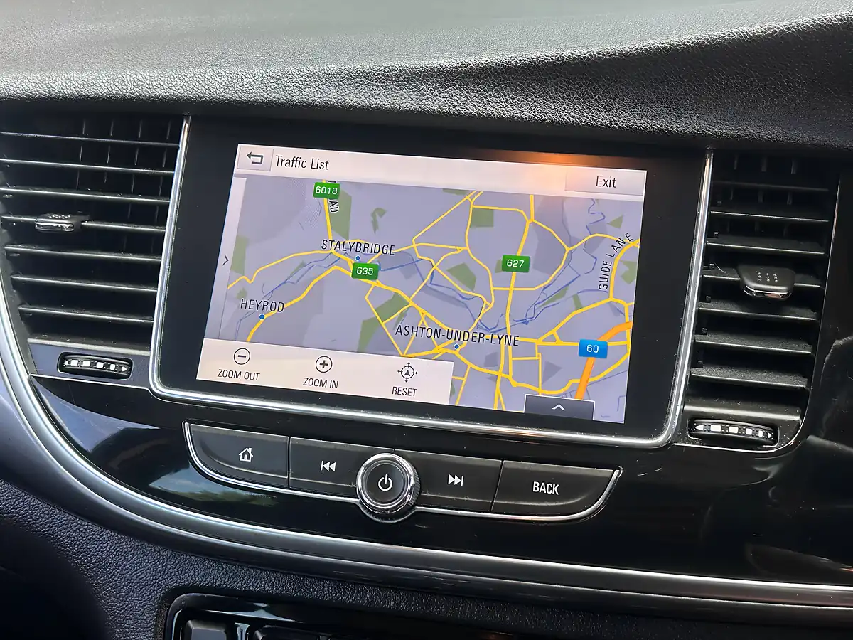Used 2017 Vauxhall Mokka X Design Nav Grey - Interior and Exterior details 8