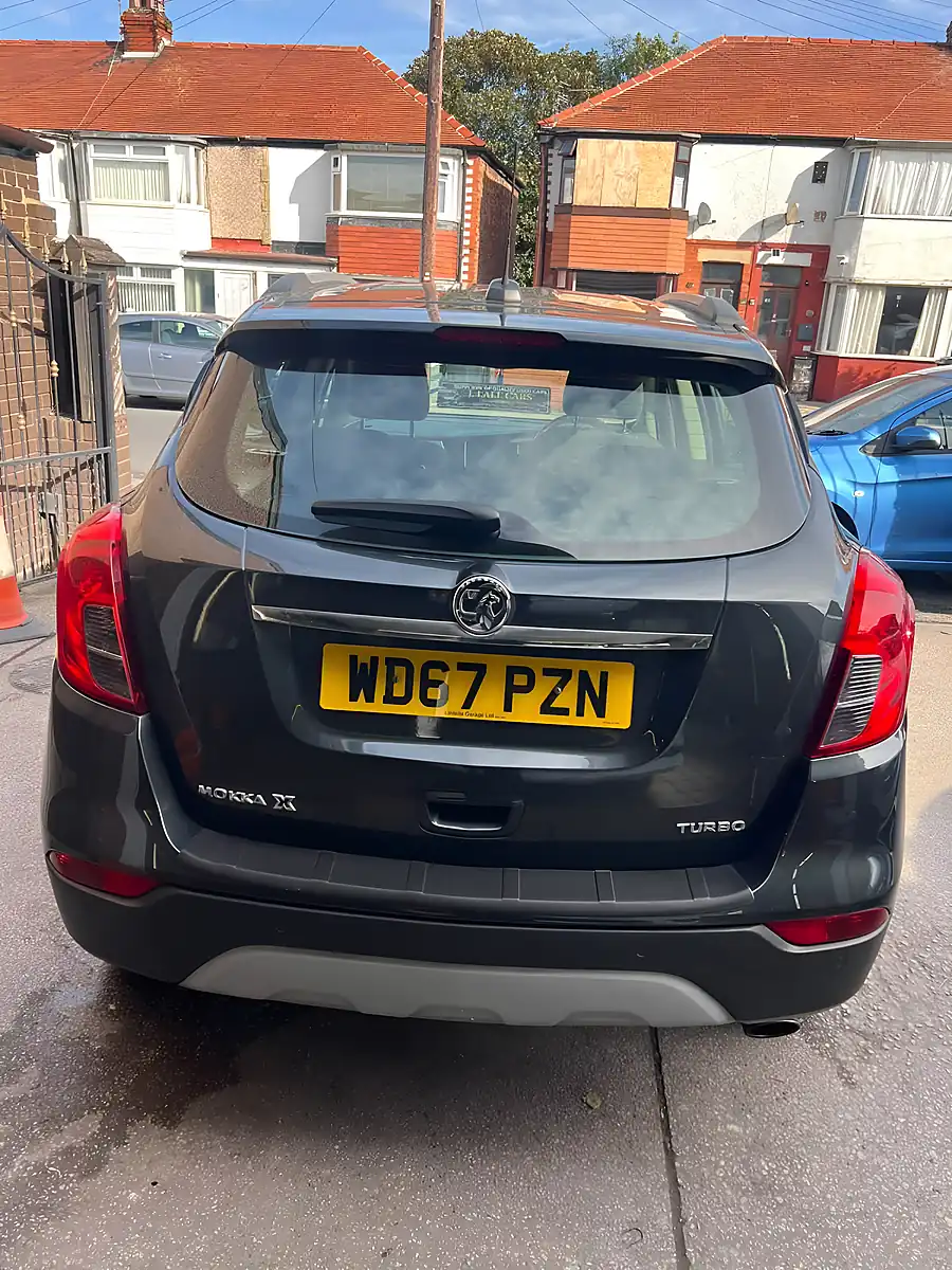 Used 2017 Vauxhall Mokka X Design Nav Platinum Silver - Interior and Exterior details 15