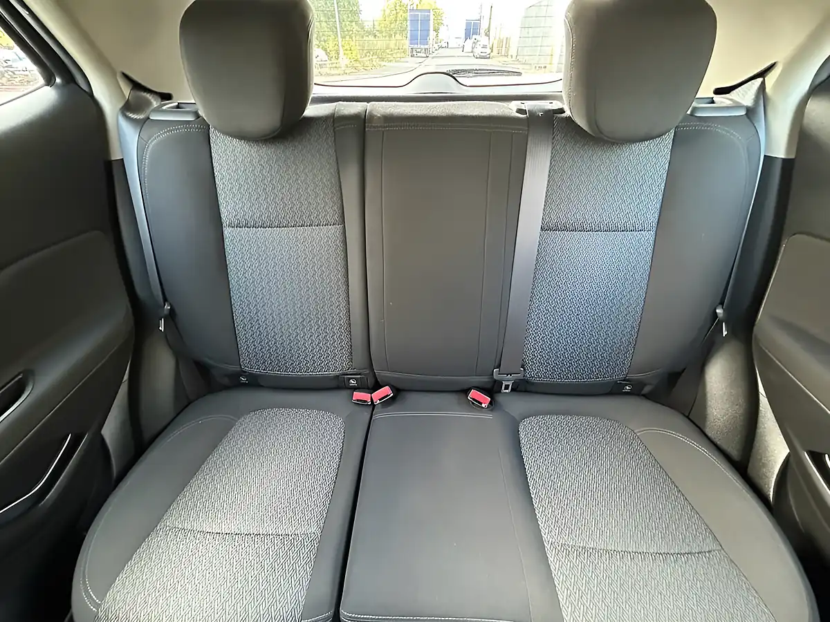 Used 2017 Vauxhall Mokka X Design Nav Silver - Interior and Exterior details 14