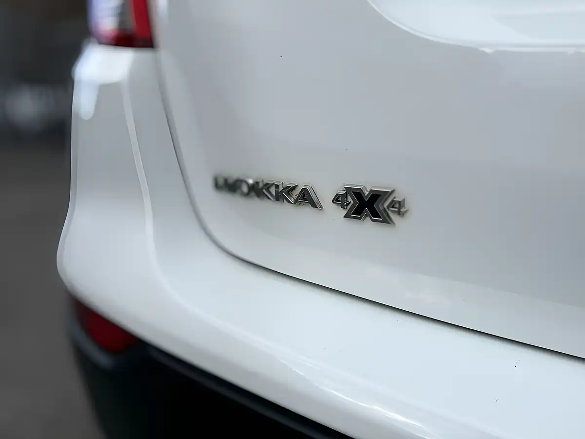 Used 2017 Vauxhall Mokka X Design Nav White - Interior and Exterior details 15
