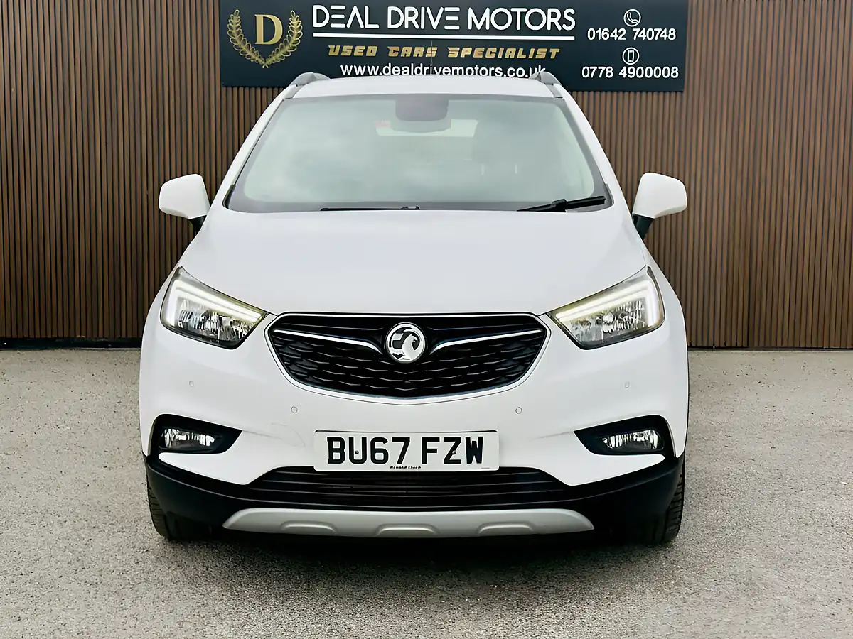 Used 2017 Vauxhall Mokka X Design Nav White - Interior and Exterior details 4
