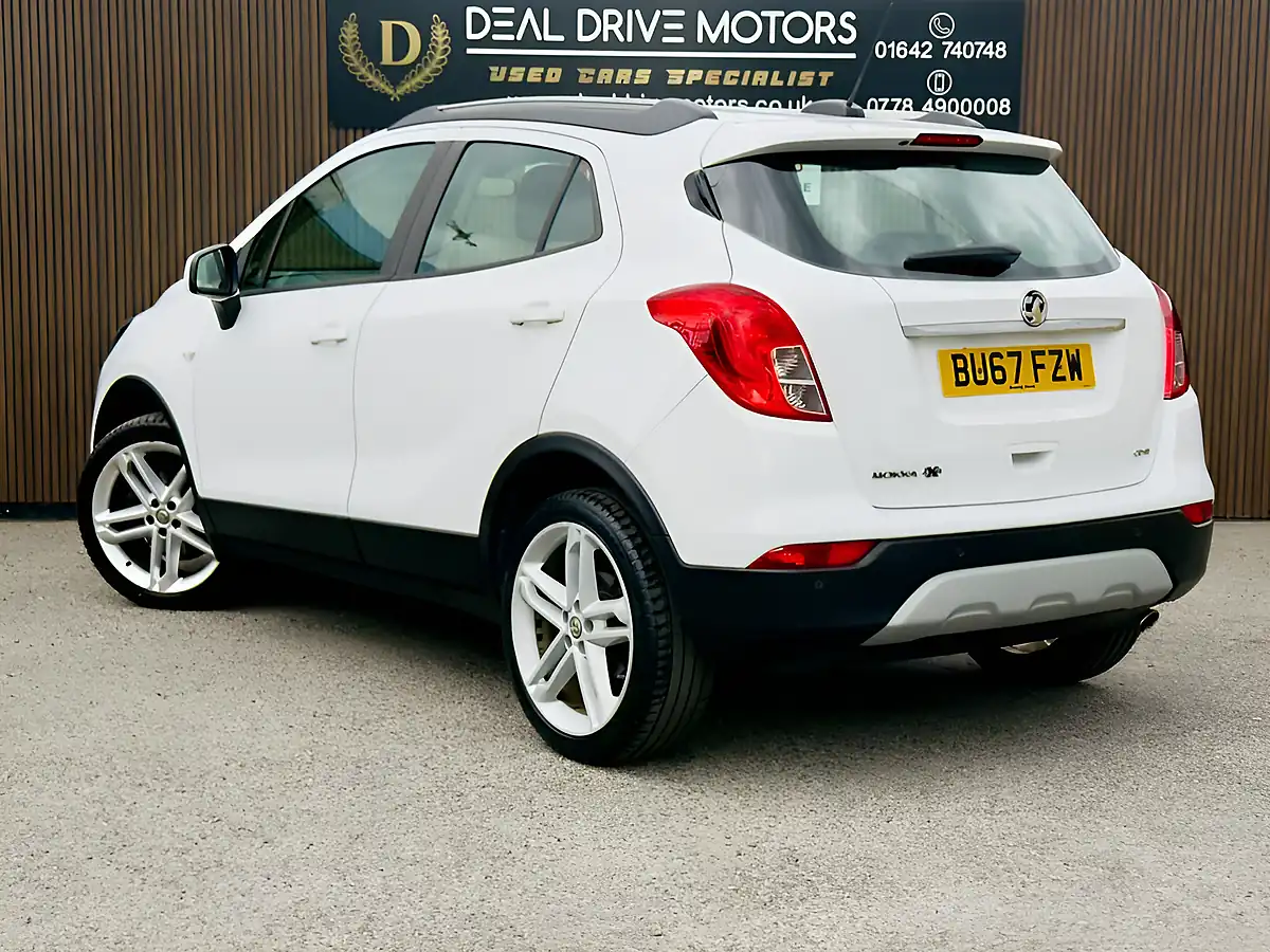Used 2017 Vauxhall Mokka X Design Nav White - Interior and Exterior details 7