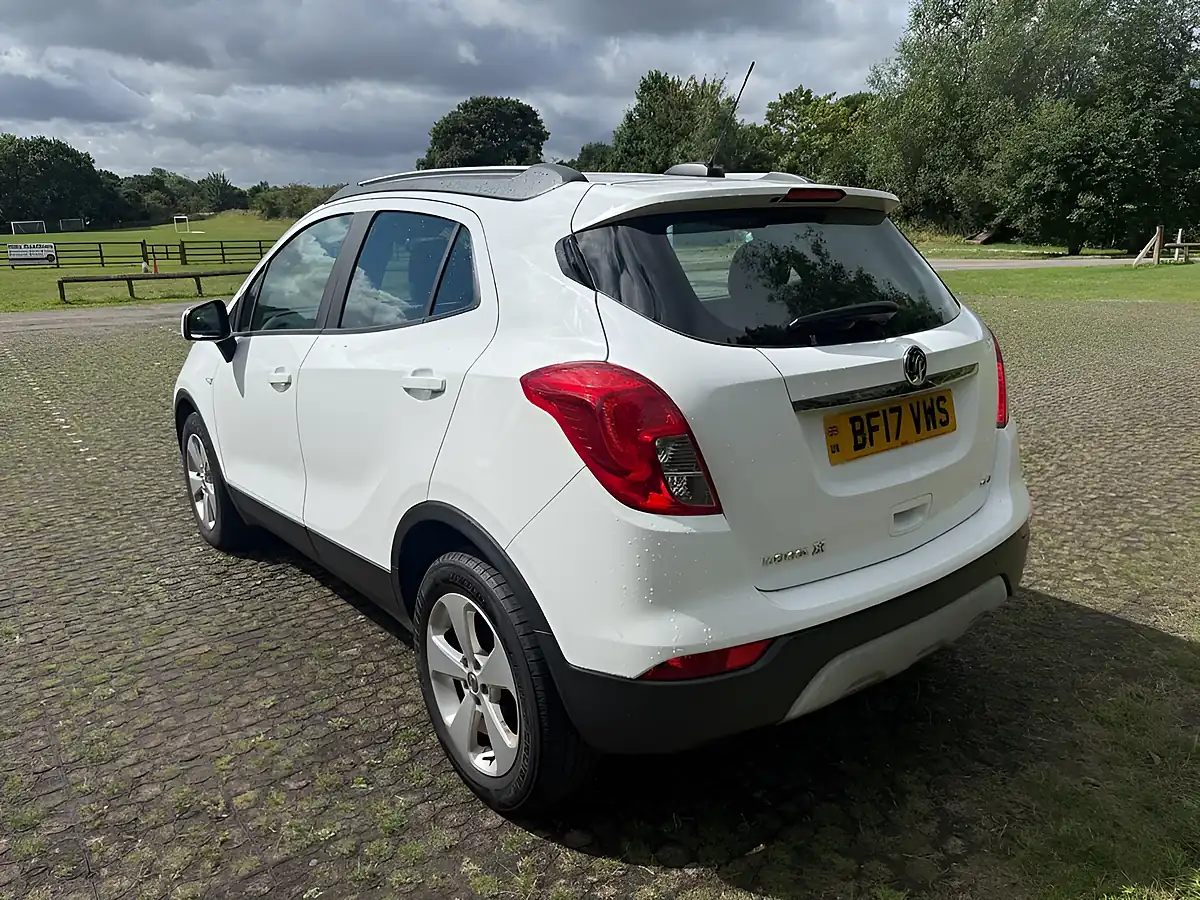Used 2017 Vauxhall Mokka X Design Nav White - Interior and Exterior details 4