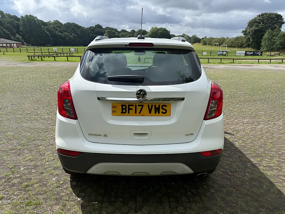 Used 2017 Vauxhall Mokka X Design Nav White - Interior and Exterior details 5