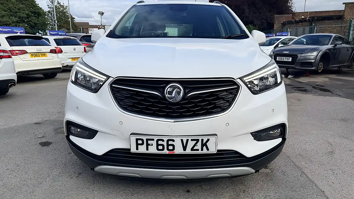 Used 2017 Vauxhall Mokka X Design Nav White - Interior and Exterior details 17