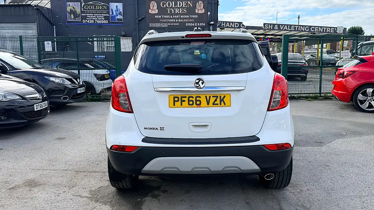 Used 2017 Vauxhall Mokka X Design Nav White - Interior and Exterior details 4