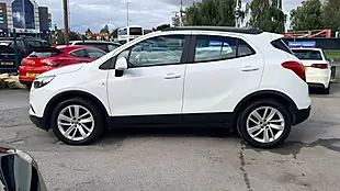 Used 2017 Vauxhall Mokka X Design Nav White - Interior and Exterior details 6