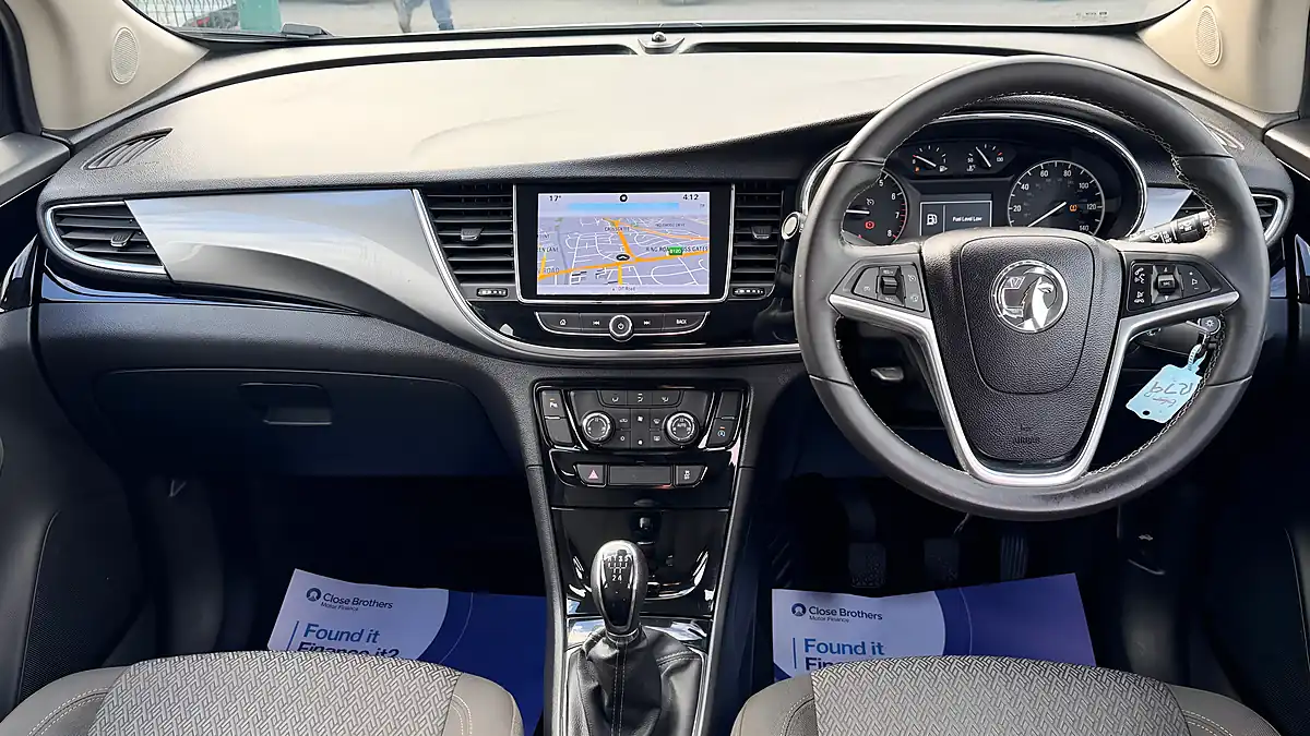 Used 2017 Vauxhall Mokka X Design Nav White - Interior and Exterior details 9