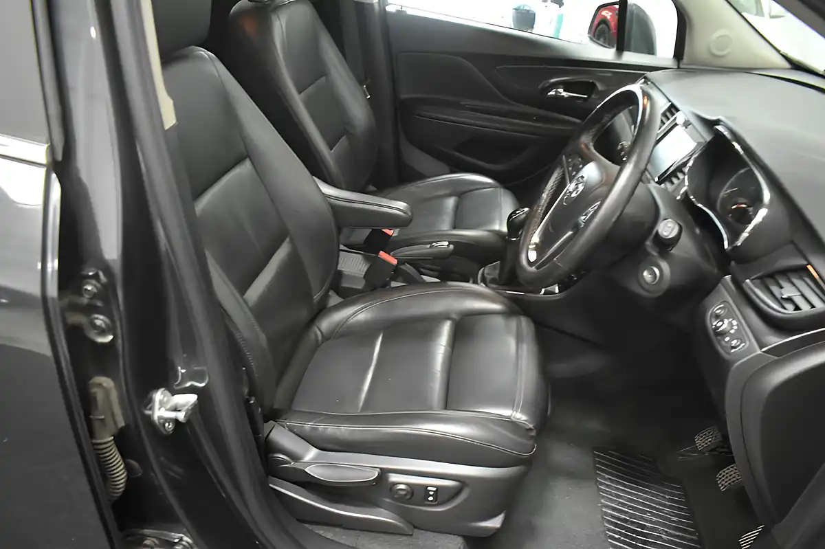 Used 2017 Vauxhall Mokka X Elite Grey - Interior and Exterior details 10