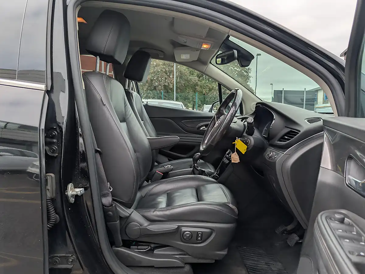 Used 2017 Vauxhall Mokka X Elite - Interior and Exterior details 13