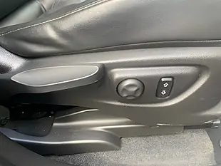 Used 2017 Vauxhall Mokka X Elite Nav Black - Interior and Exterior details 4