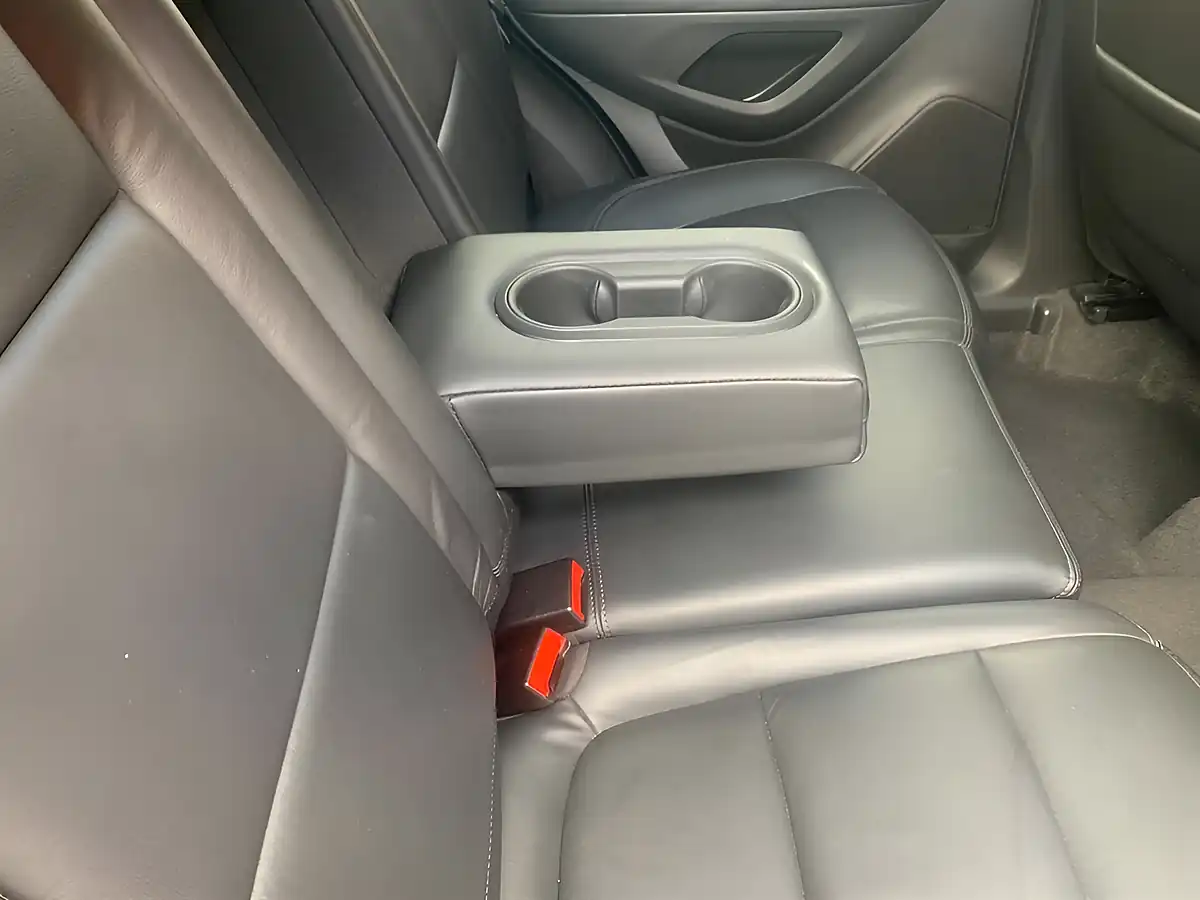 Used 2017 Vauxhall Mokka X Elite Nav Black - Interior and Exterior details 8
