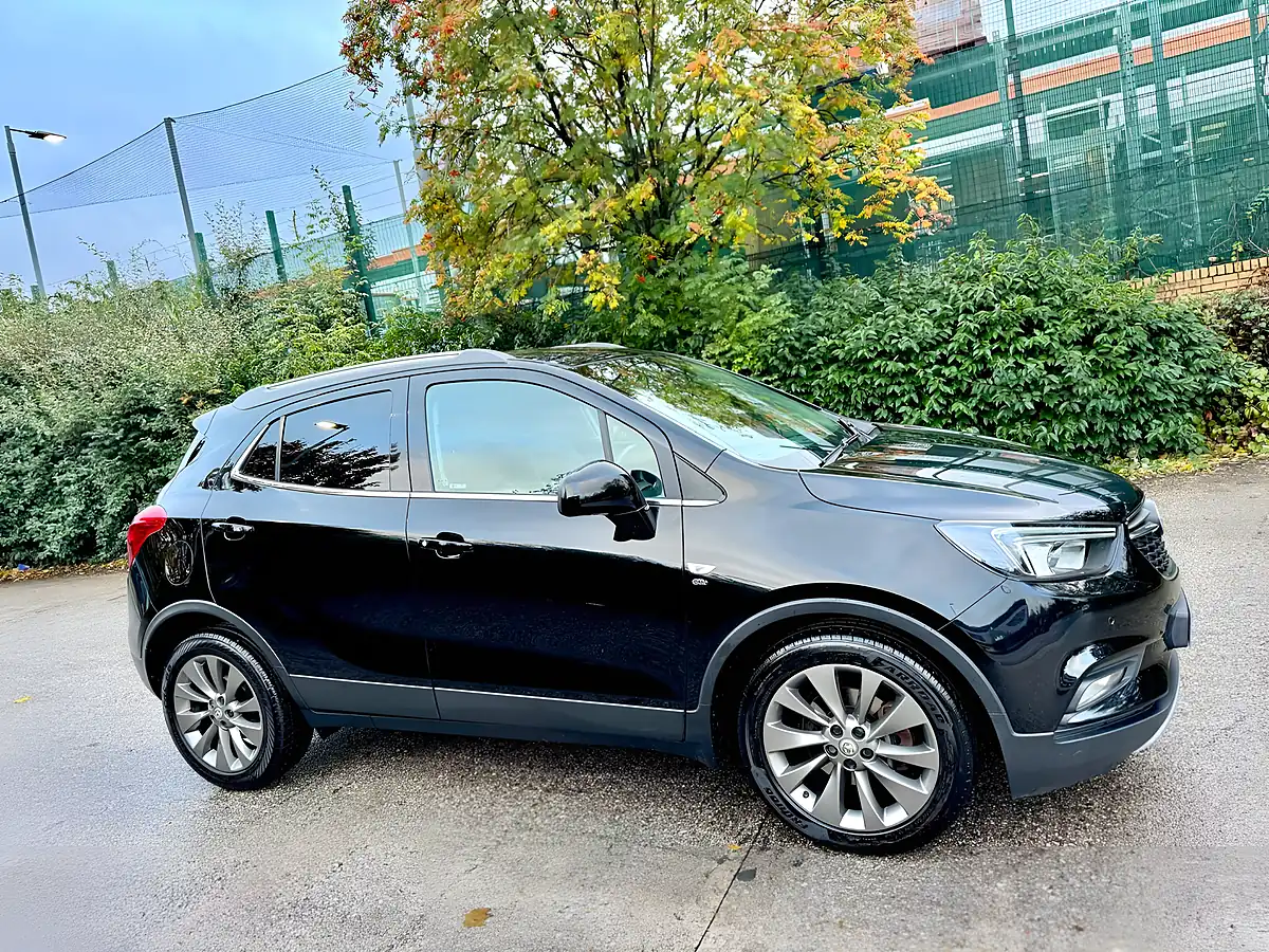 Used 2017 Vauxhall Mokka X Elite Nav Black - Interior and Exterior details 8