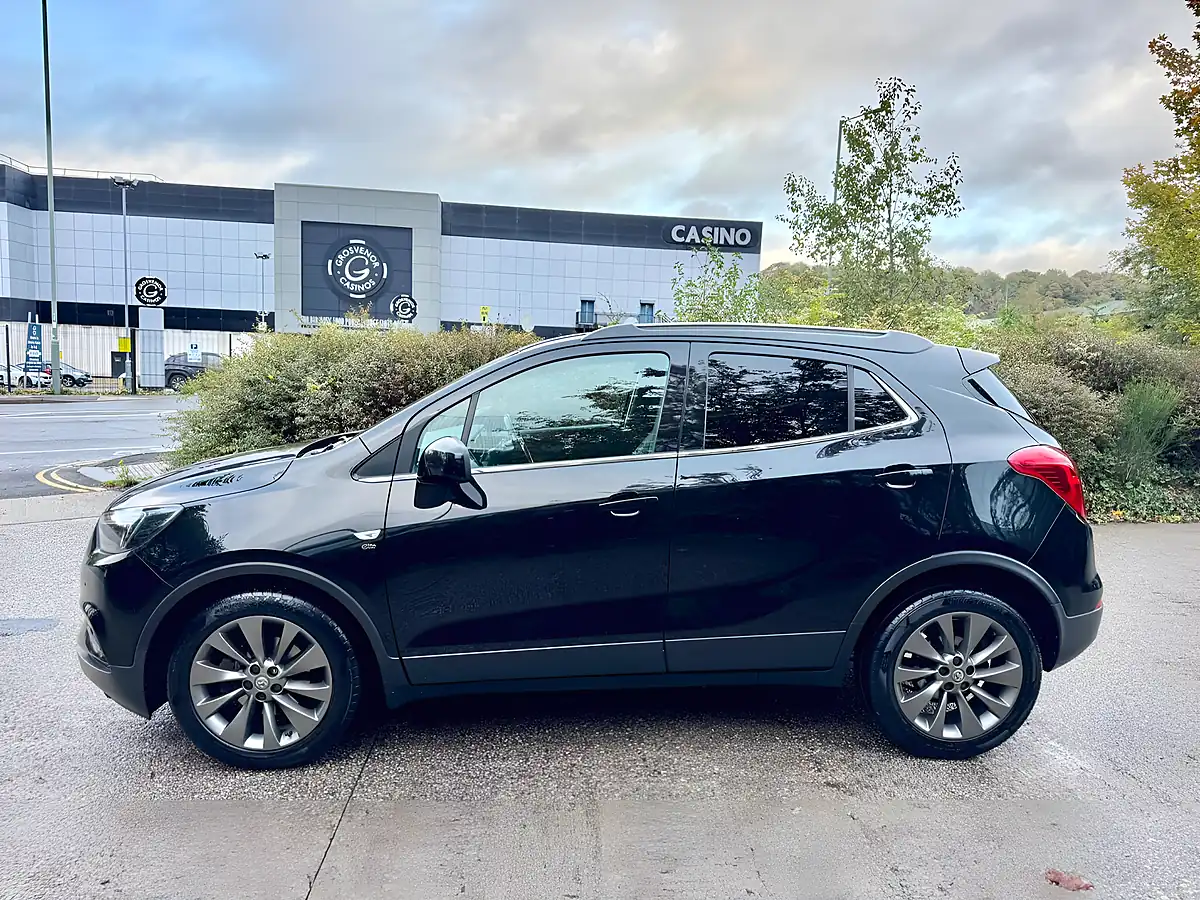 Used 2017 Vauxhall Mokka X Elite Nav Black - Interior and Exterior details 9