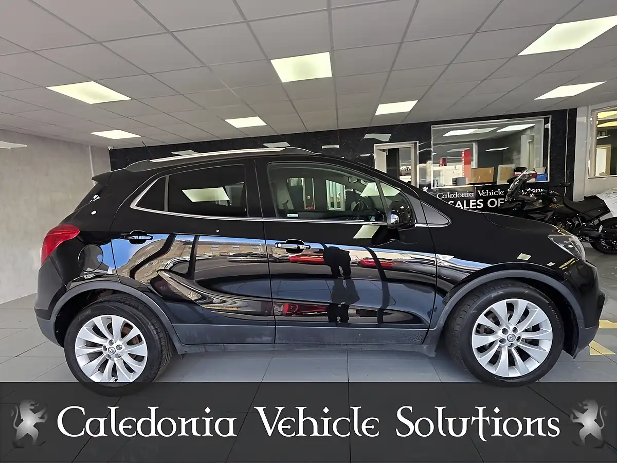 Used 2017 Vauxhall Mokka X Elite Nav Black - Interior and Exterior details 8
