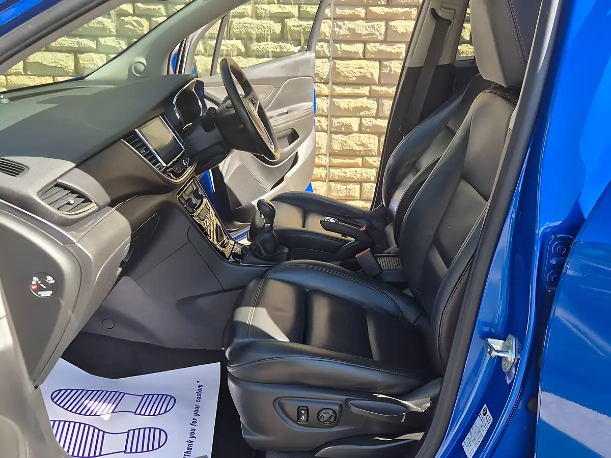 Used 2017 Vauxhall Mokka X Elite Nav Blue - Interior and Exterior details 10