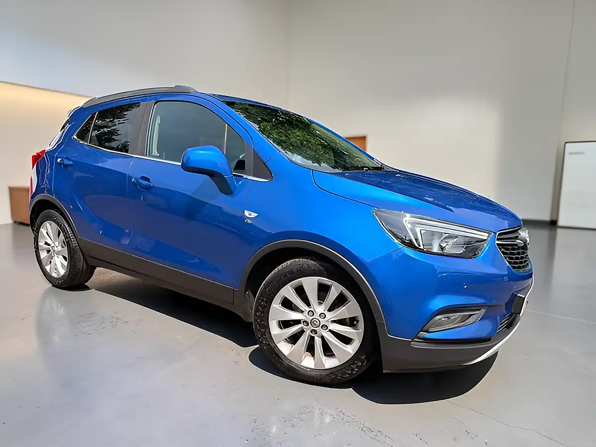 Used 2017 Vauxhall Mokka X Elite Nav Blue - Front View