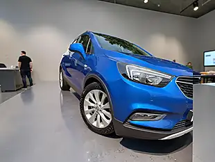 Used 2017 Vauxhall Mokka X Elite Nav Blue - Interior and Exterior details 6