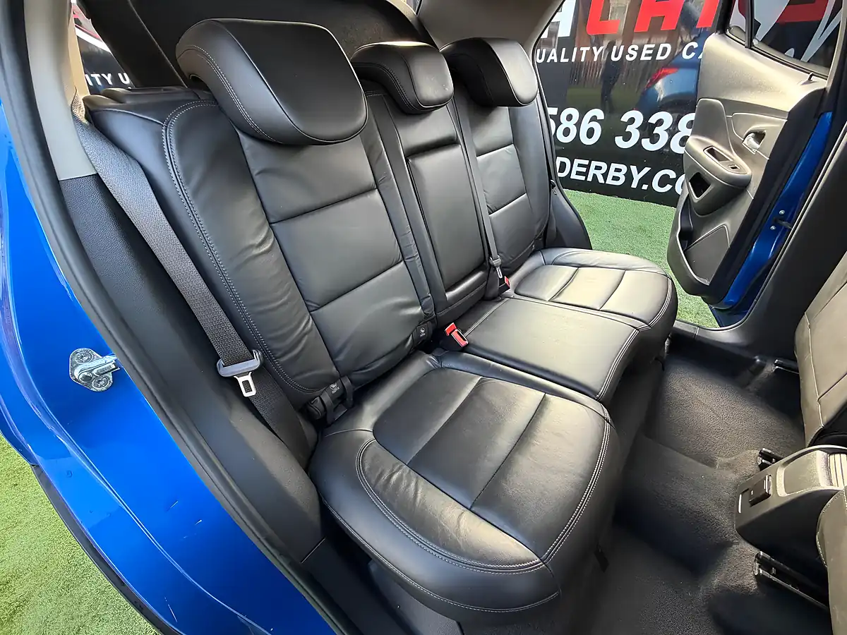 Used 2017 Vauxhall Mokka X Elite Nav Blue - Interior and Exterior details 14