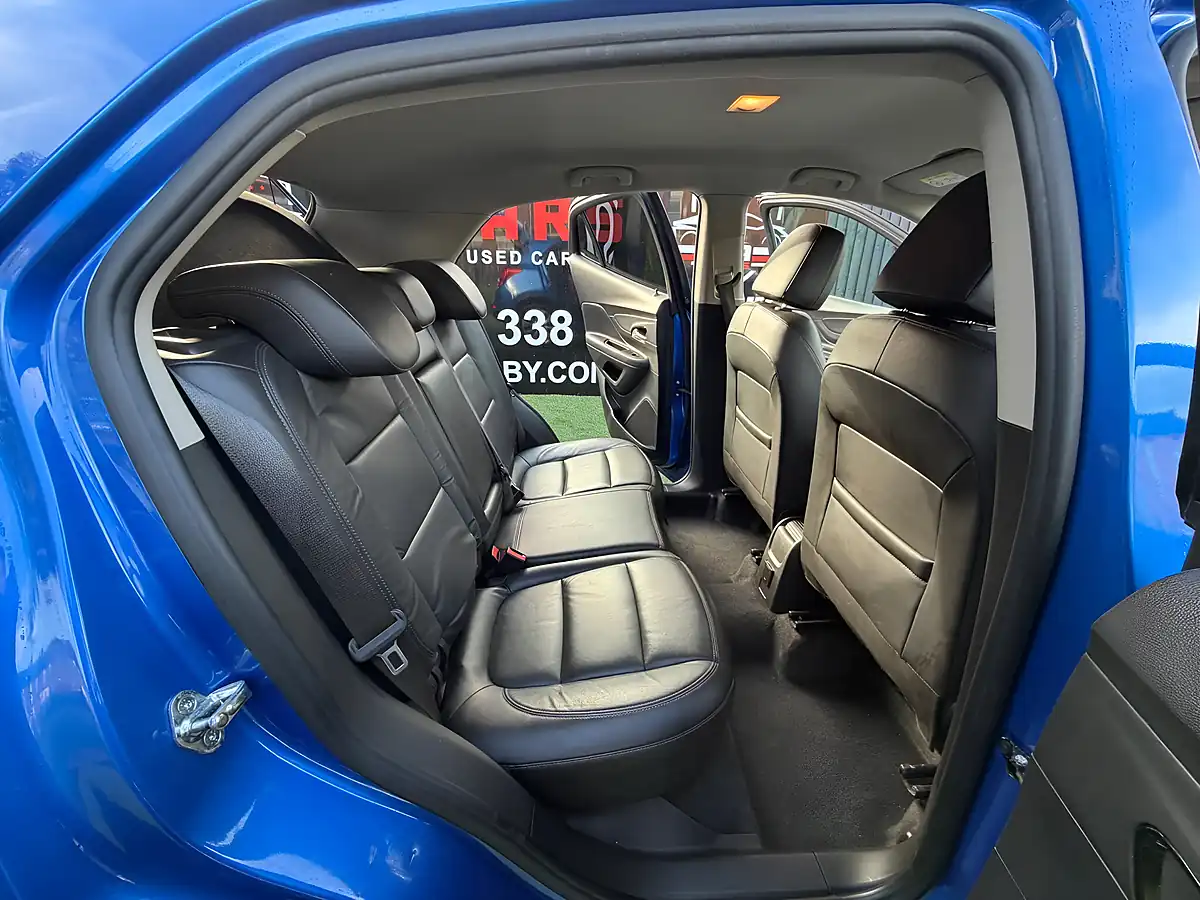 Used 2017 Vauxhall Mokka X Elite Nav Blue - Interior and Exterior details 5