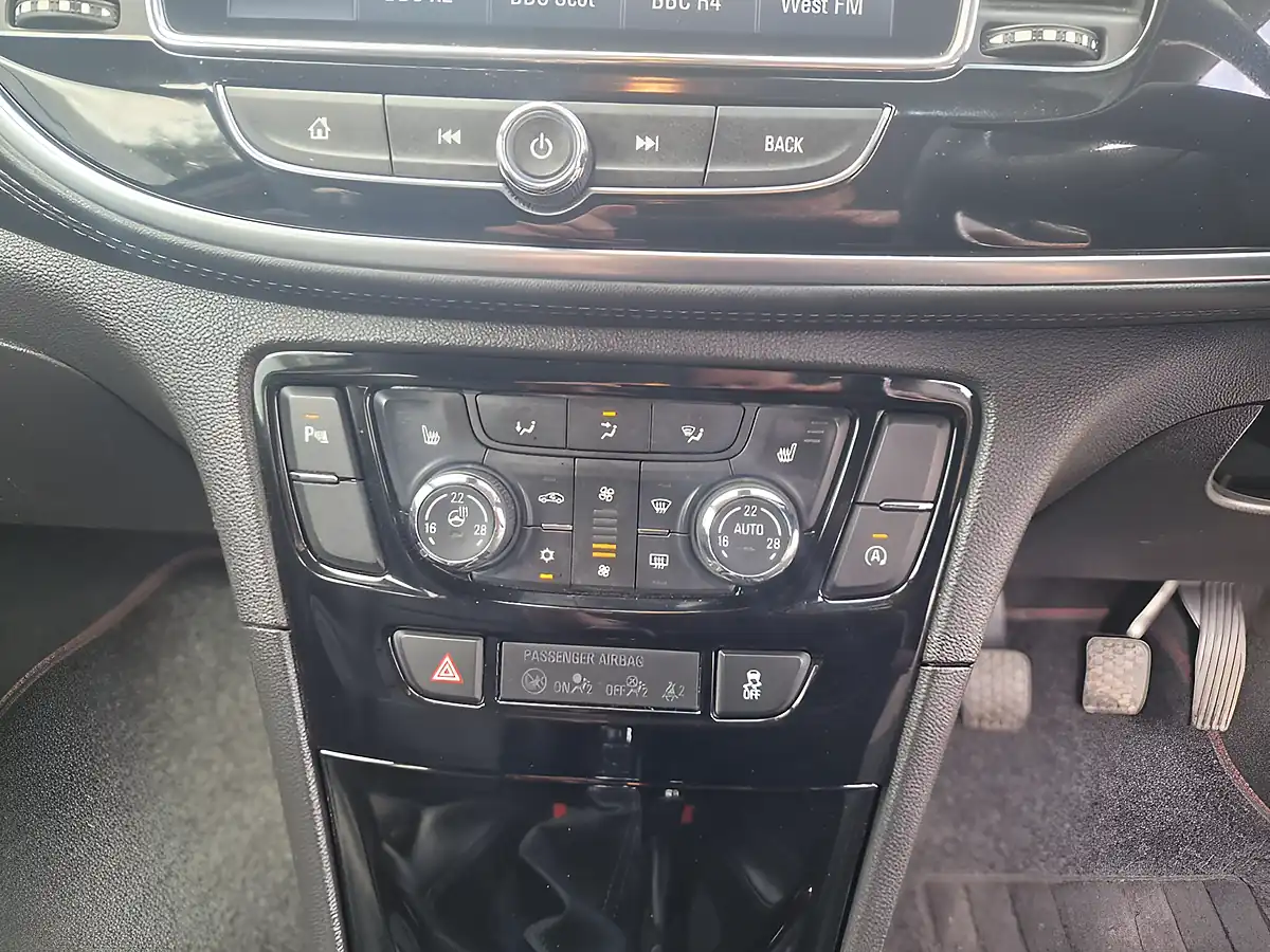 Used 2017 Vauxhall Mokka X Elite Nav Grey - Interior and Exterior details 17