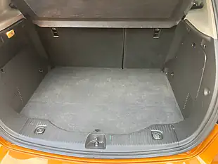 Used 2017 Vauxhall Mokka X Elite Nav Orange - Interior and Exterior details 10