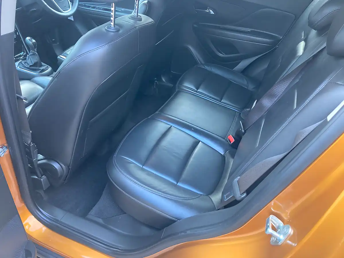 Used 2017 Vauxhall Mokka X Elite Nav Orange - Interior and Exterior details 9