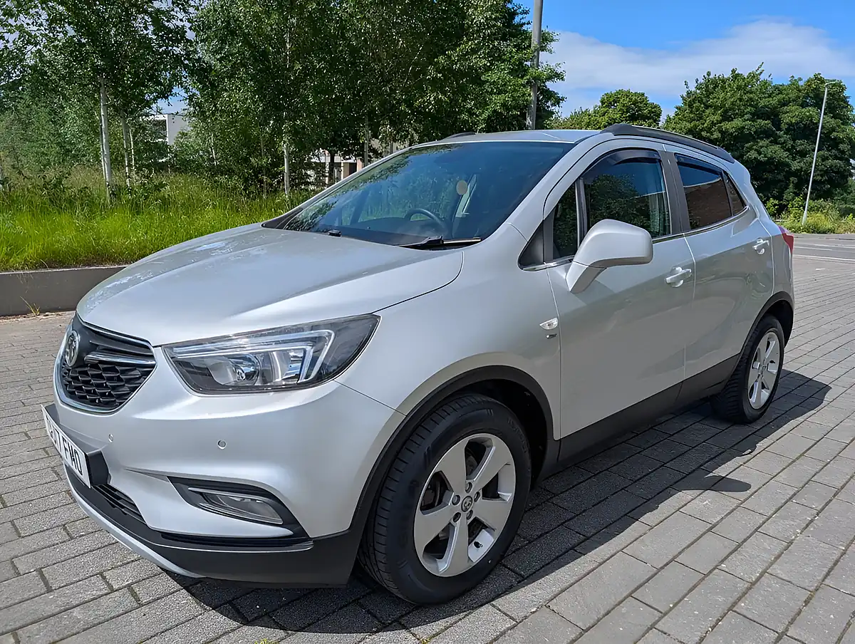Used 2017 Vauxhall Mokka X Elite Nav Silver - Interior and Exterior details 4