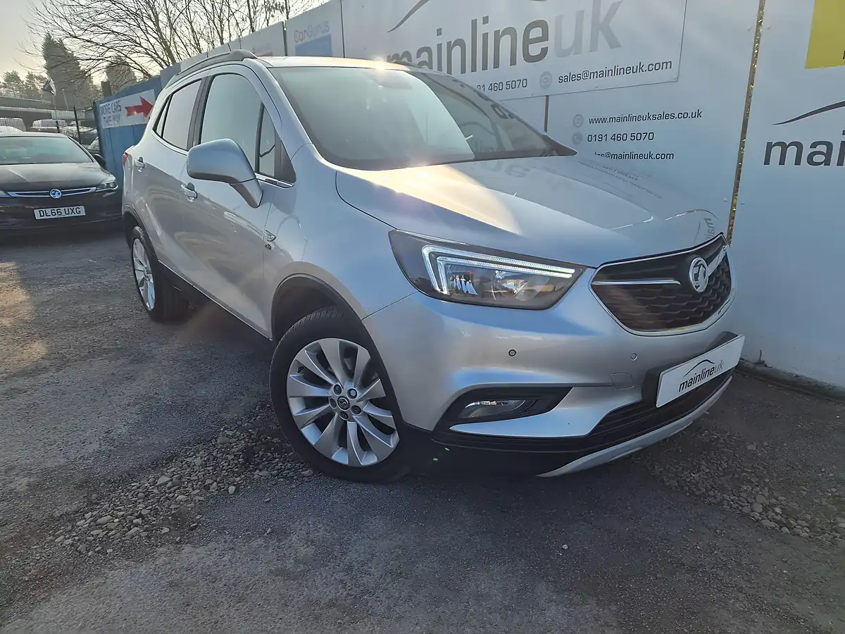 Used 2017 Vauxhall Mokka X Elite Nav Silver - Front View