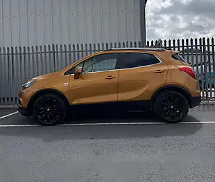 Used 2017 Vauxhall Mokka X Elite Orange - Interior and Exterior details 8