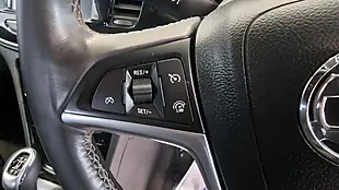 Used 2017 Vauxhall Mokka X Elite Orange - Interior and Exterior details 10