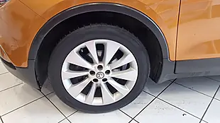 Used 2017 Vauxhall Mokka X Elite Orange - Interior and Exterior details 14