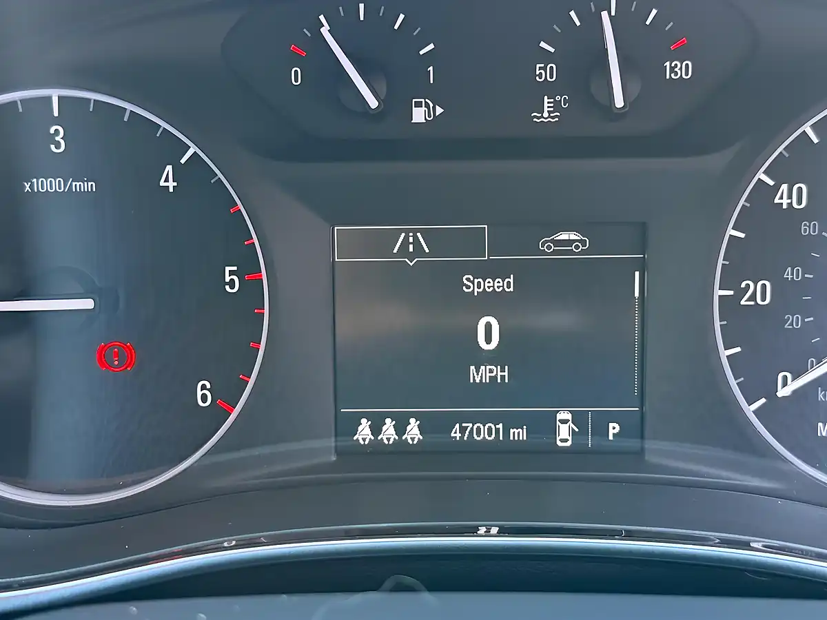 Used 2017 Vauxhall Mokka X Elite Silver - Interior and Exterior details 16