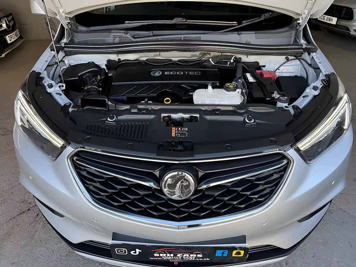 Used 2017 Vauxhall Mokka X Elite Silver - Interior and Exterior details 19