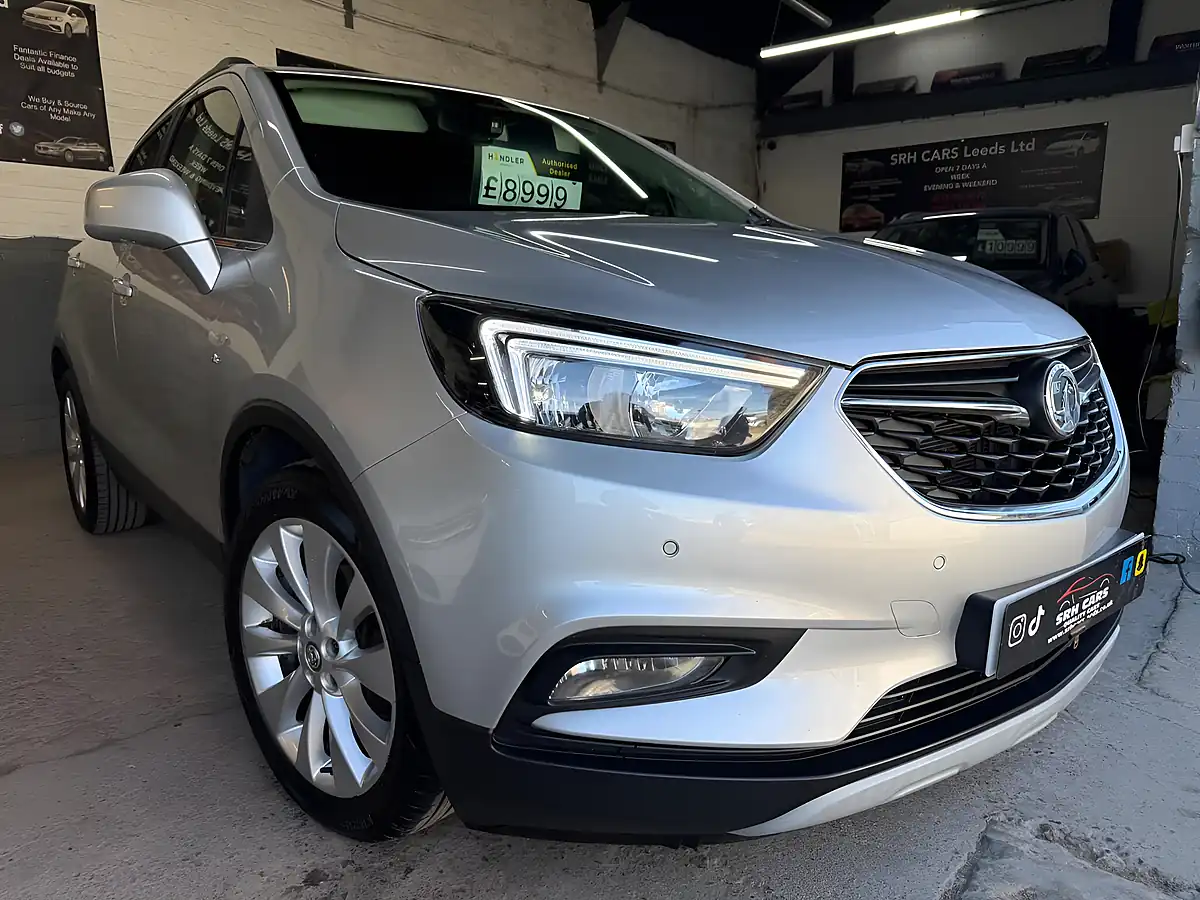 Used 2017 Vauxhall Mokka X Elite Silver - Interior and Exterior details 5