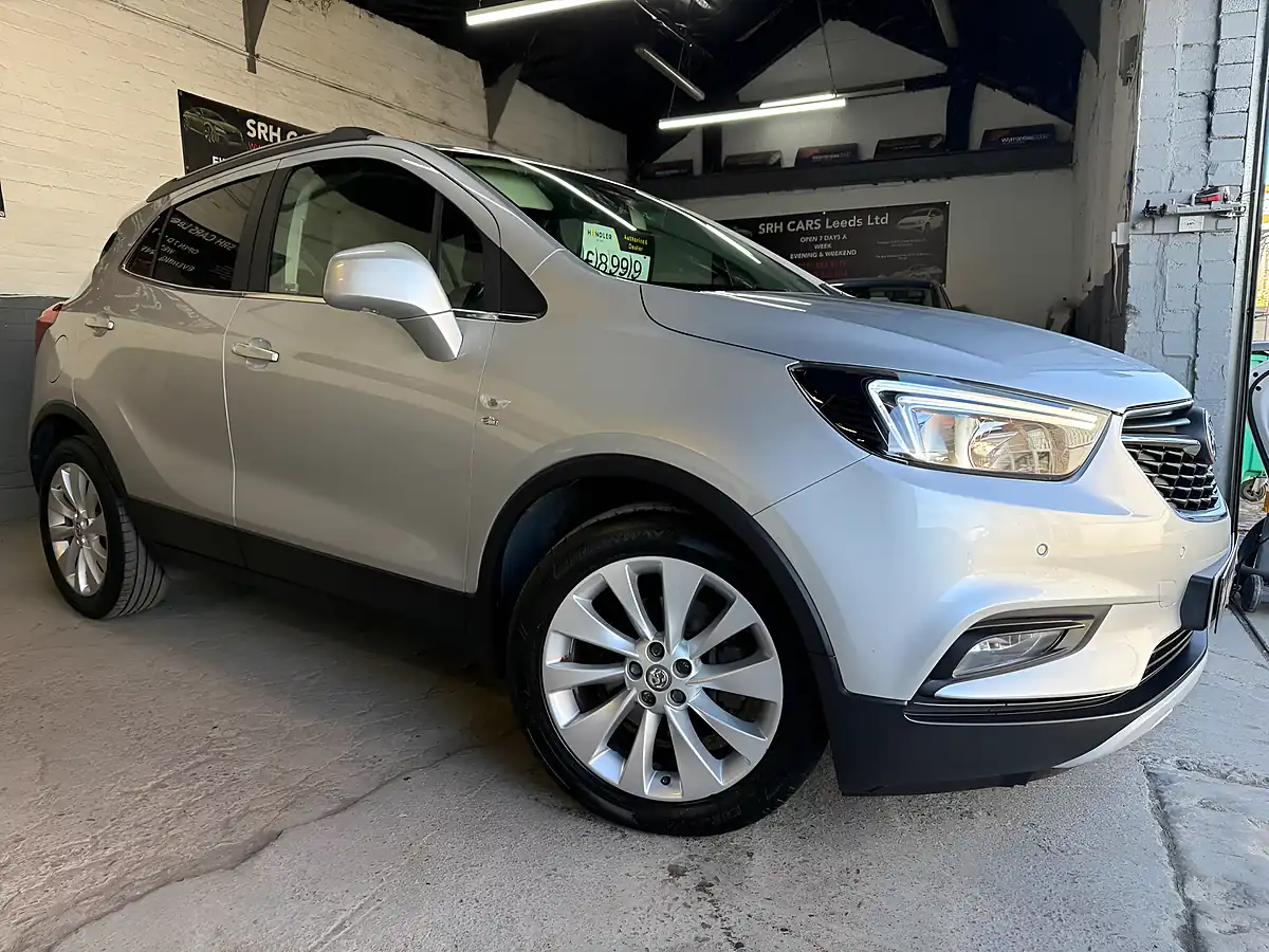 Used 2017 Vauxhall Mokka X Elite Silver - Interior and Exterior details 6