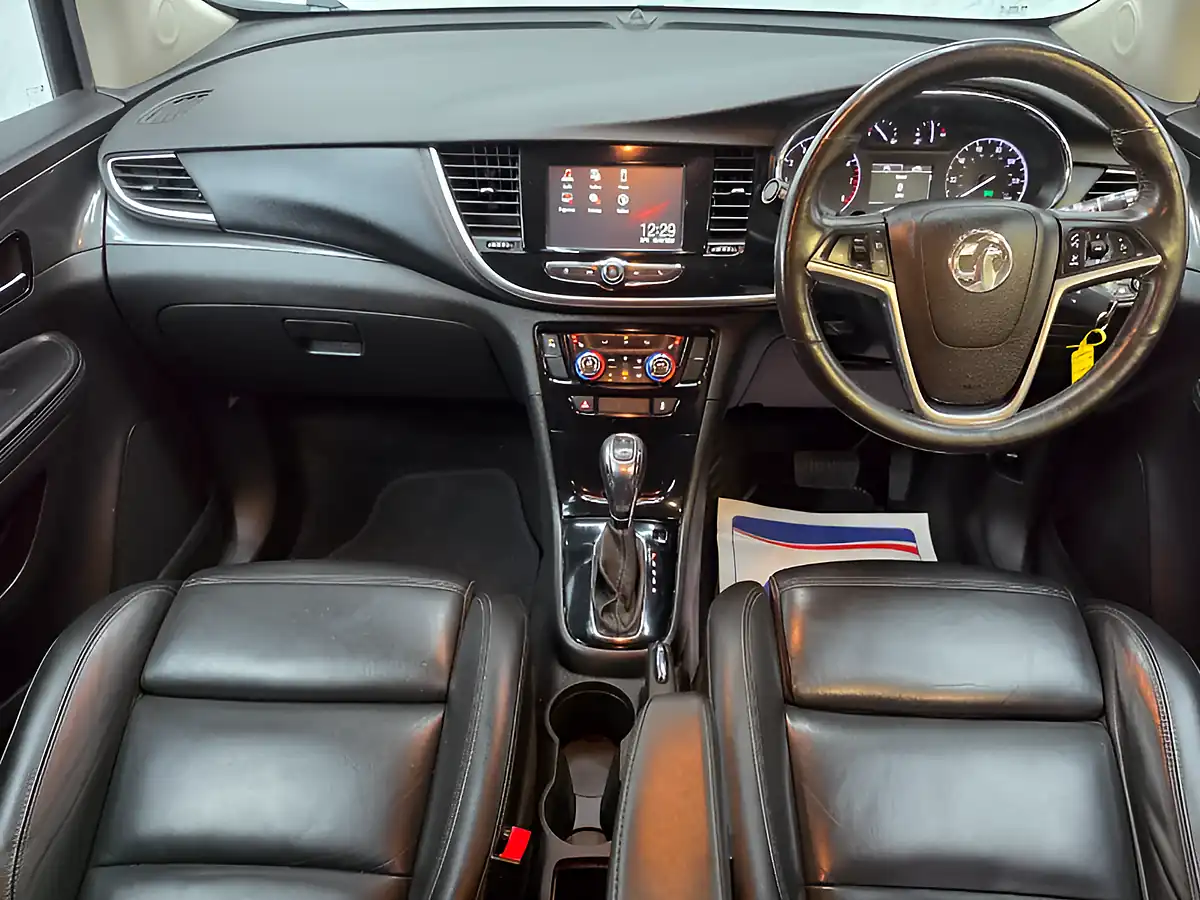Used 2017 Vauxhall Mokka X Elite White - Interior and Exterior details 11