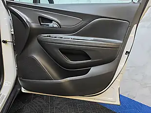 Used 2017 Vauxhall Mokka X Elite White - Interior and Exterior details 17