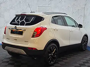 Used 2017 Vauxhall Mokka X Elite White - Interior and Exterior details 9