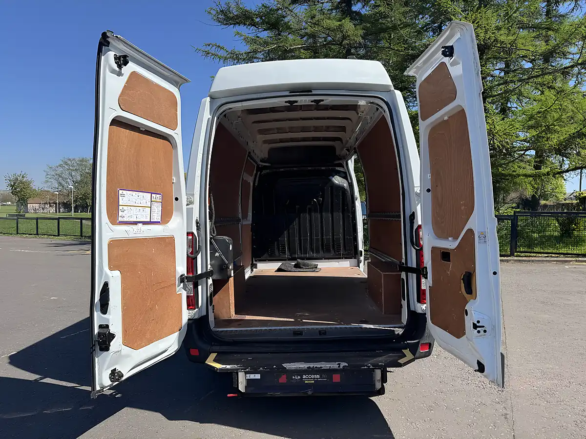Used 2017 Vauxhall Movano 3500 L3 H3 Panel Van White - Interior and Exterior details 12