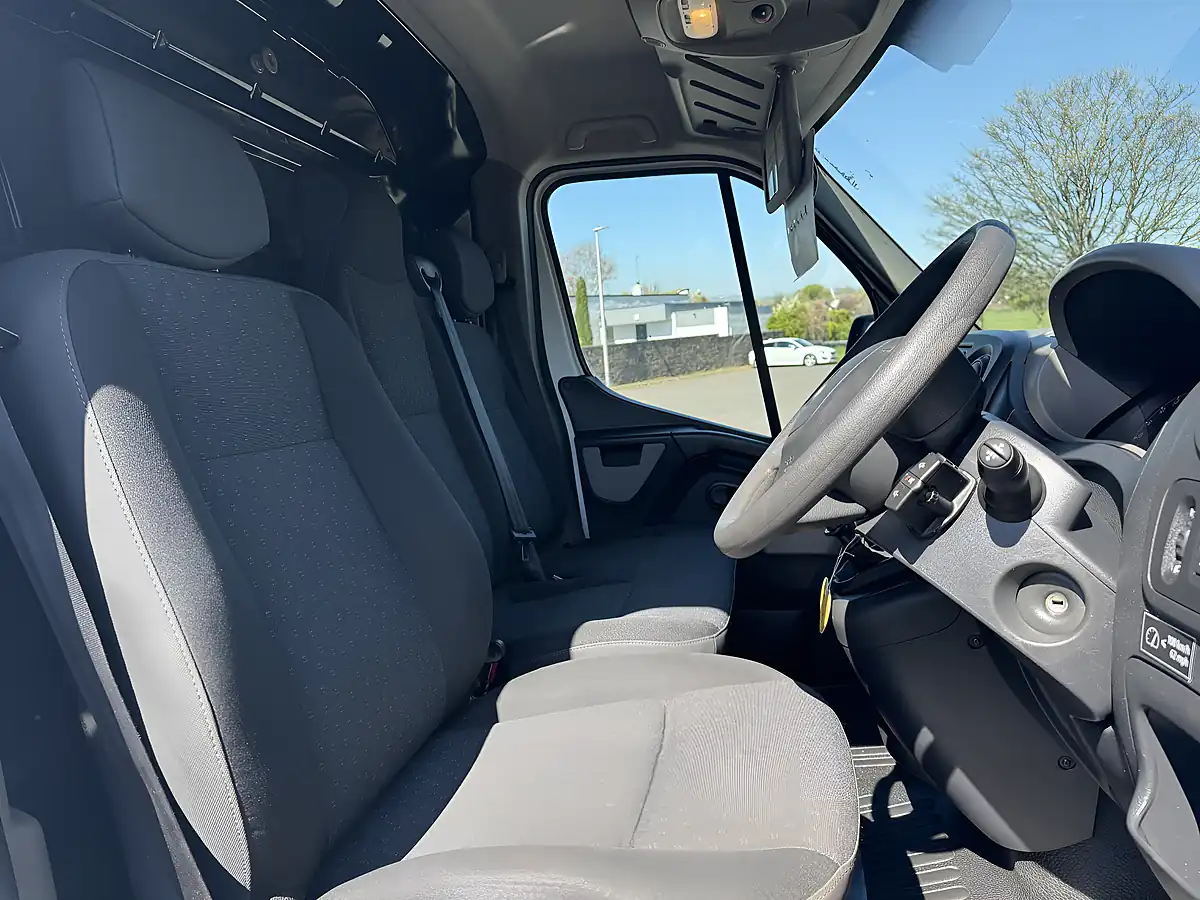 Used 2017 Vauxhall Movano 3500 L3 H3 Panel Van White - Interior and Exterior details 16