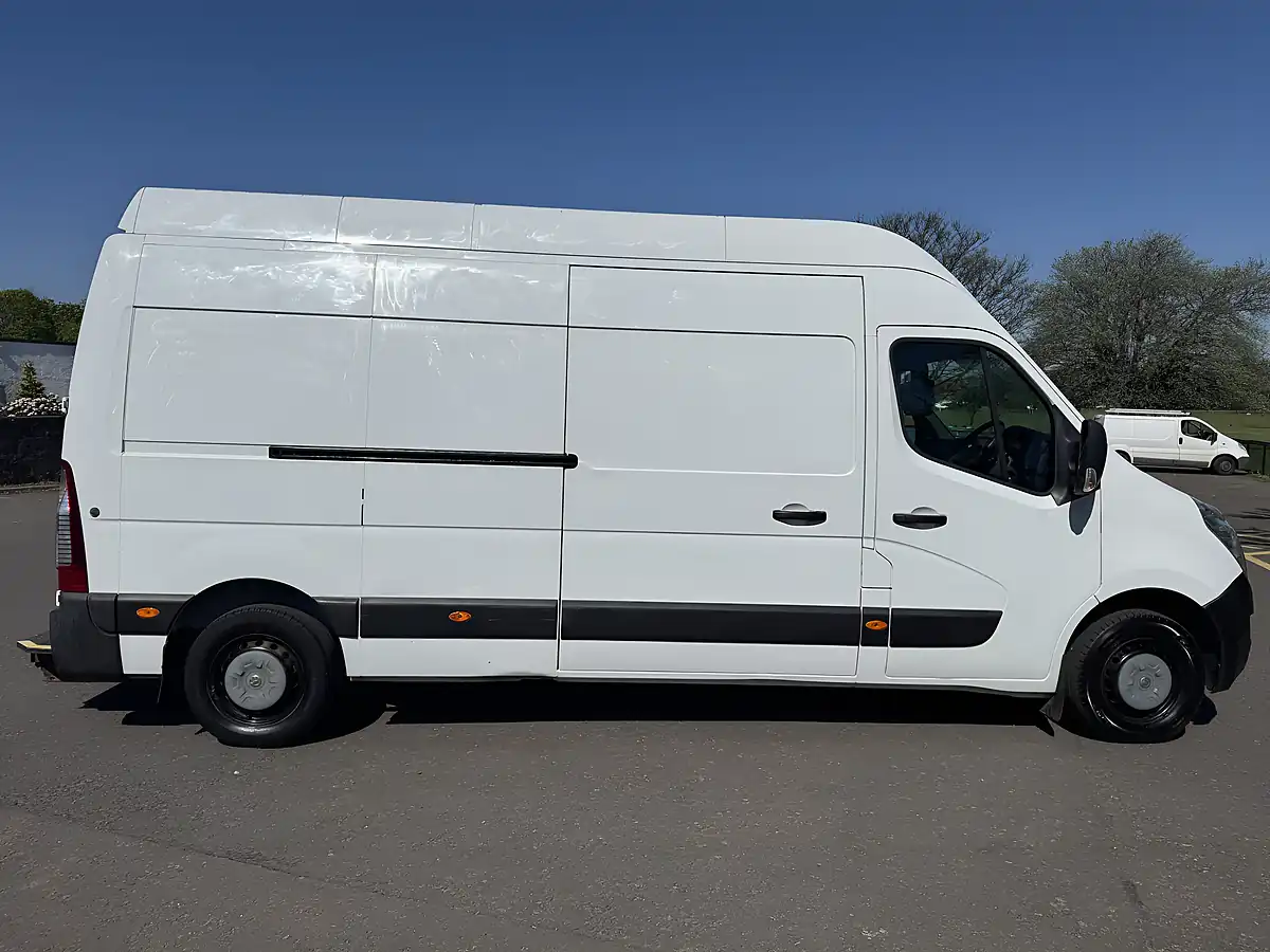 Used 2017 Vauxhall Movano 3500 L3 H3 Panel Van White - Interior and Exterior details 8