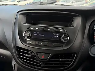 Used 2017 Vauxhall Viva Se Black - Interior and Exterior details 13