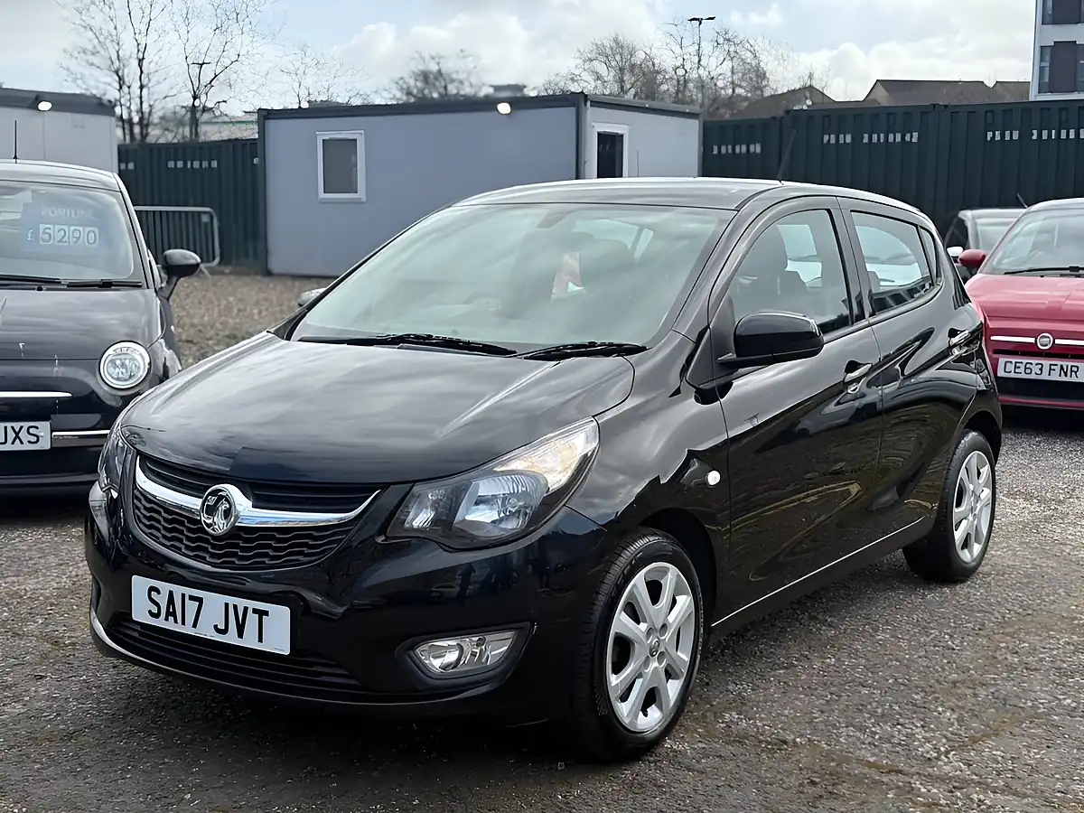 Used 2017 Vauxhall Viva Se Black - Interior and Exterior details 3