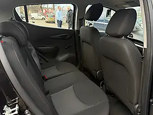 Used 2017 Vauxhall Viva Se Black - Interior and Exterior details 8